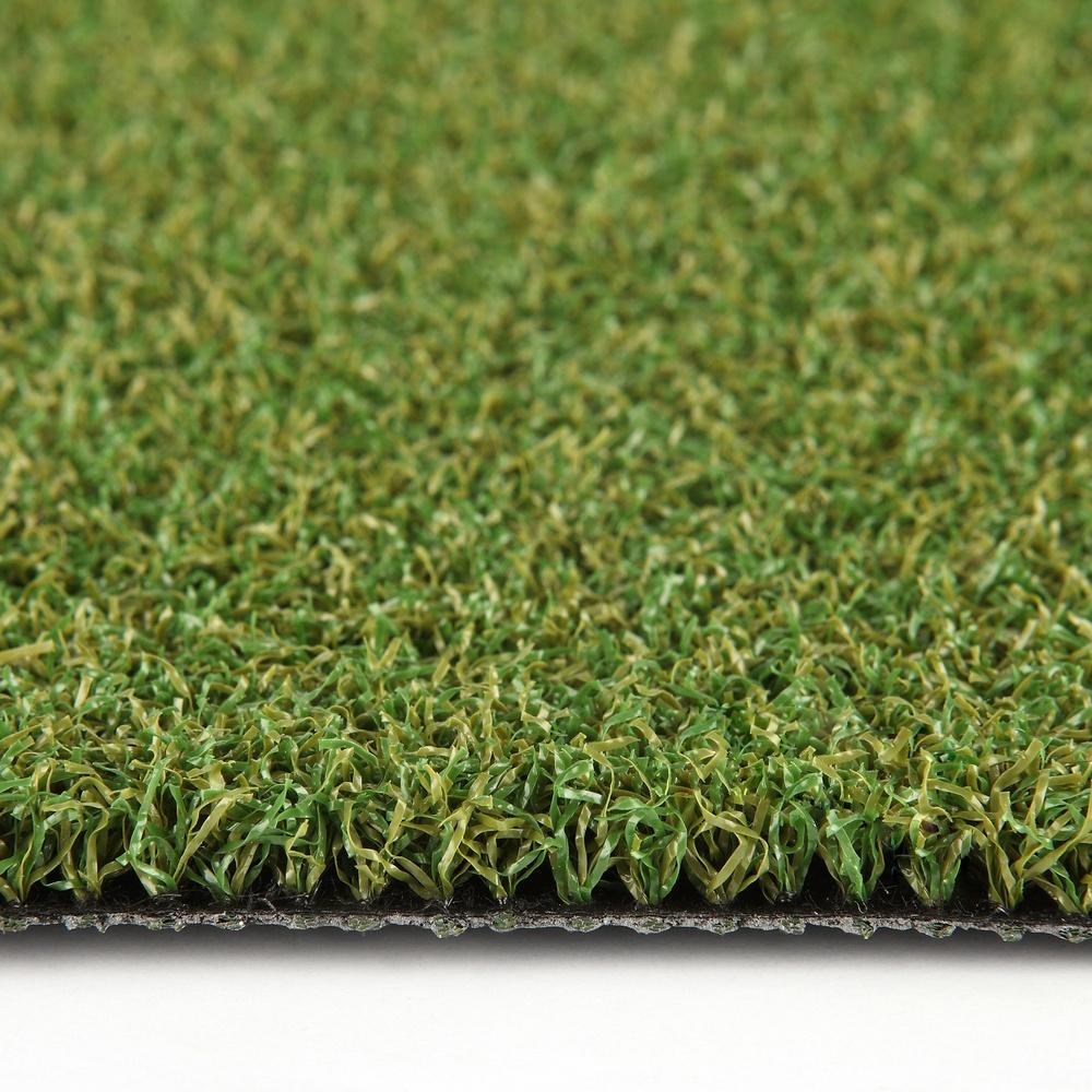 Grüner Minigolf-Teppichgras